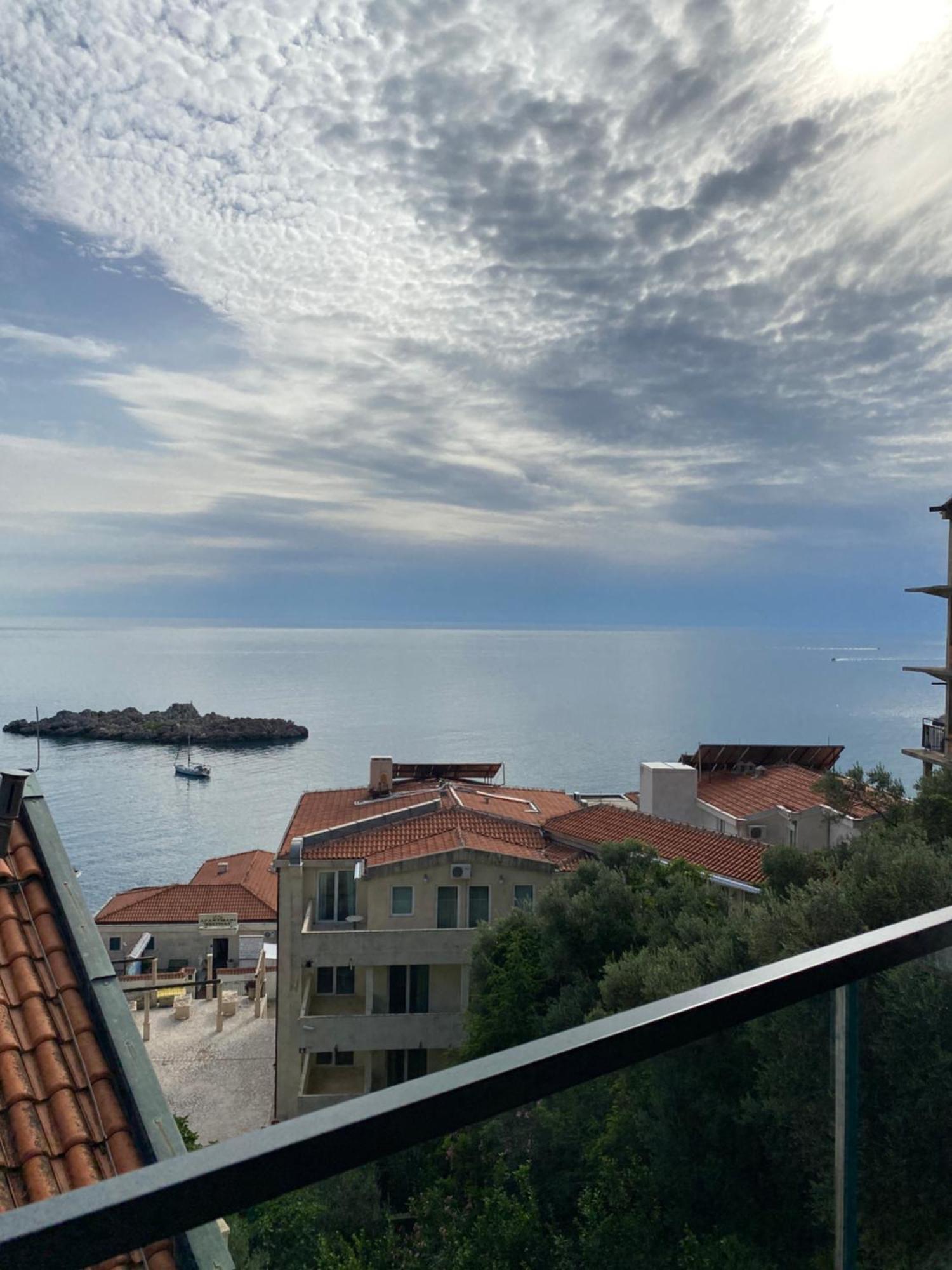 Apartments Dzaleta Sveti Stefan Eksteriør billede